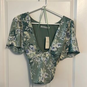Abercrombie floral top  size M